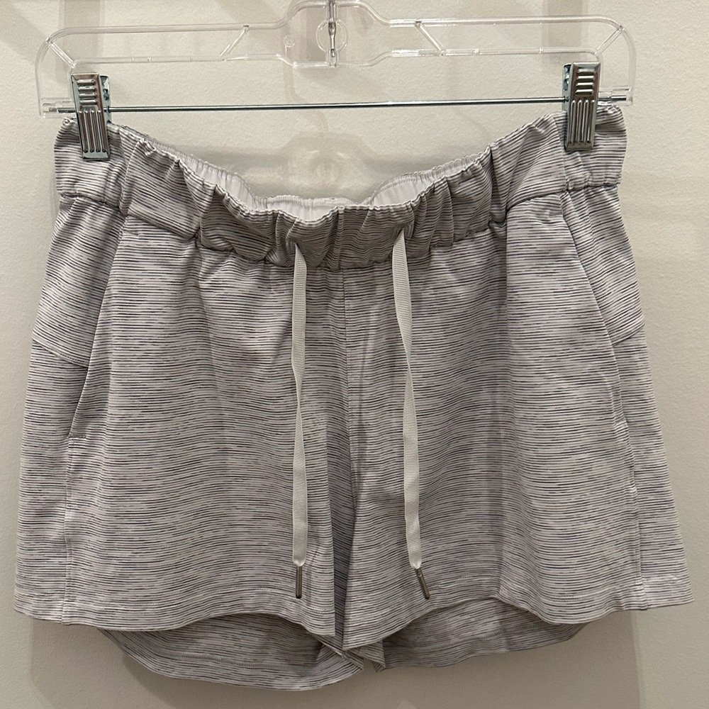 Lulemon shorts size 6